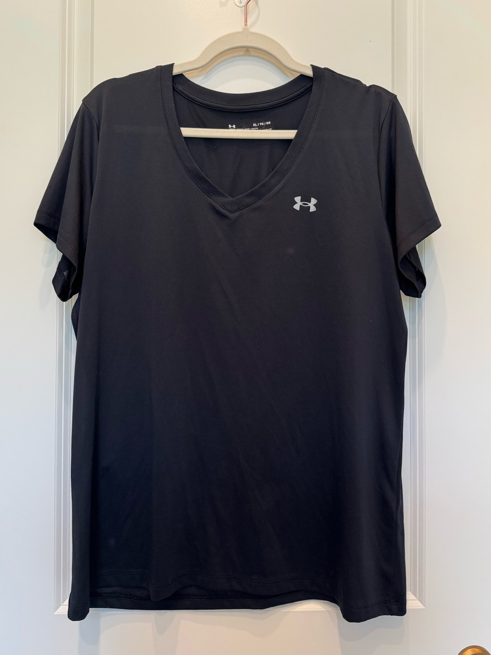 Under Armour Women’s Black V-Neck Training Tee